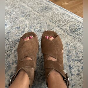 Alexander Wang platform sandals size 6